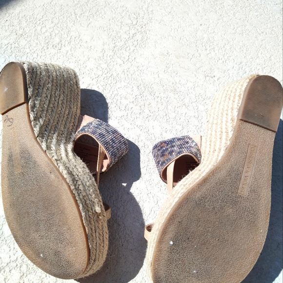 Chelsea and Violet.Toe ring leopard band wedge sandal - Picture 8 of 12